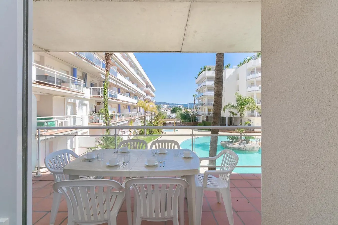 Bonito Aparatamento Con Vistas A La Piscina Av-70 Roses 0*,  Spagna